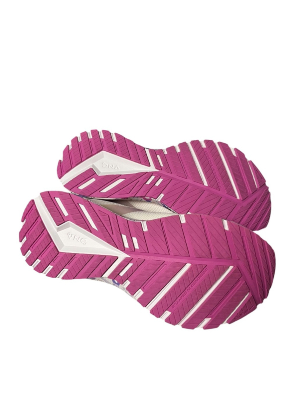 Brooks Revel 4 Pink White Running Shoes Size 7 - Picture 5 of 7